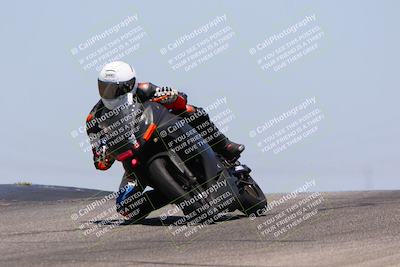media/May-22-2023-Fastrack Riders (Mon) [[ae7626d9d8]]/Level 2/1230pm (Outside Grapevine)/